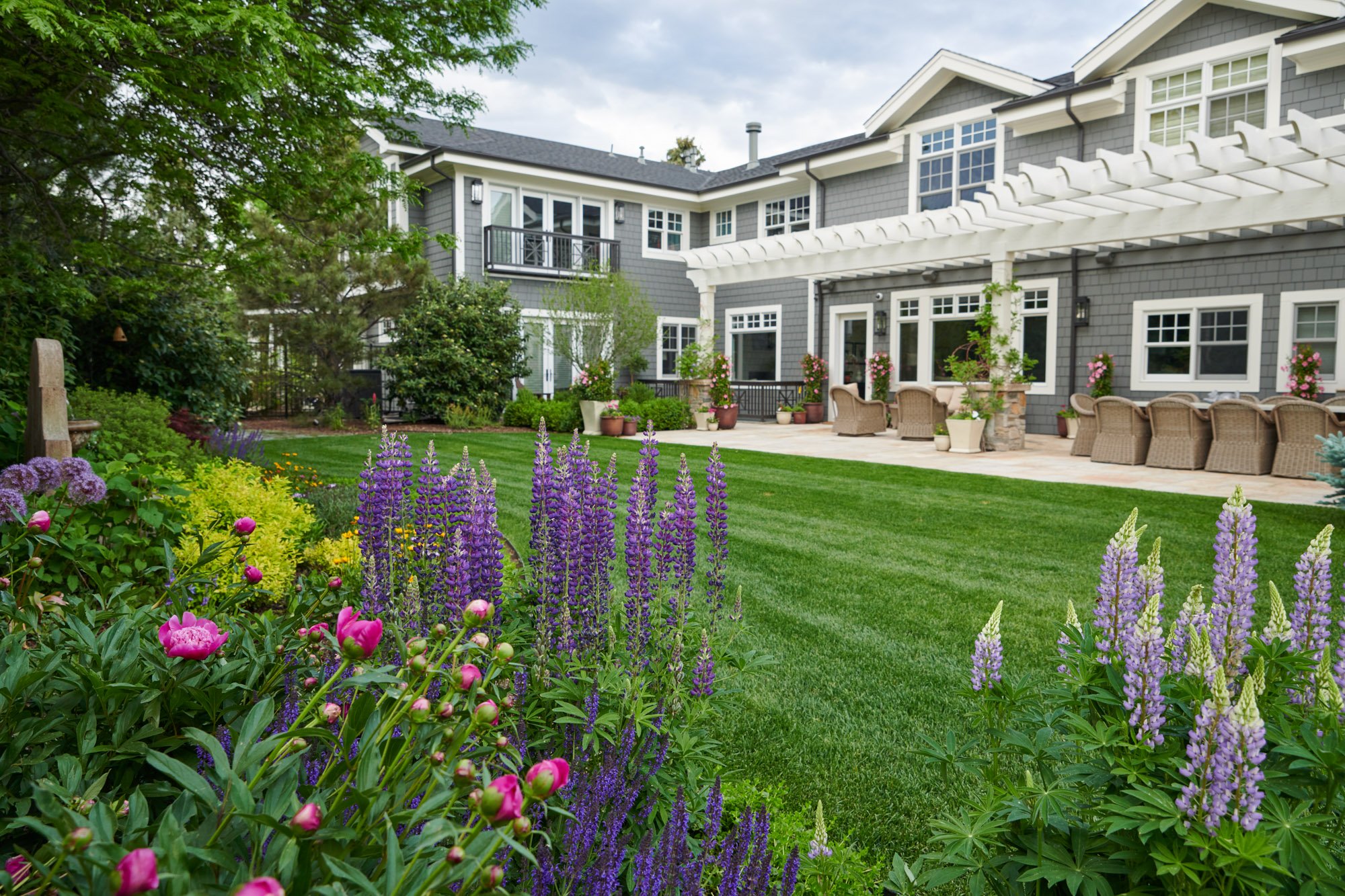 Craftsman Style Home On a Country Lane