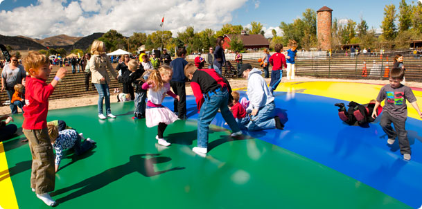 fea-slide-corn-maze-bouncy